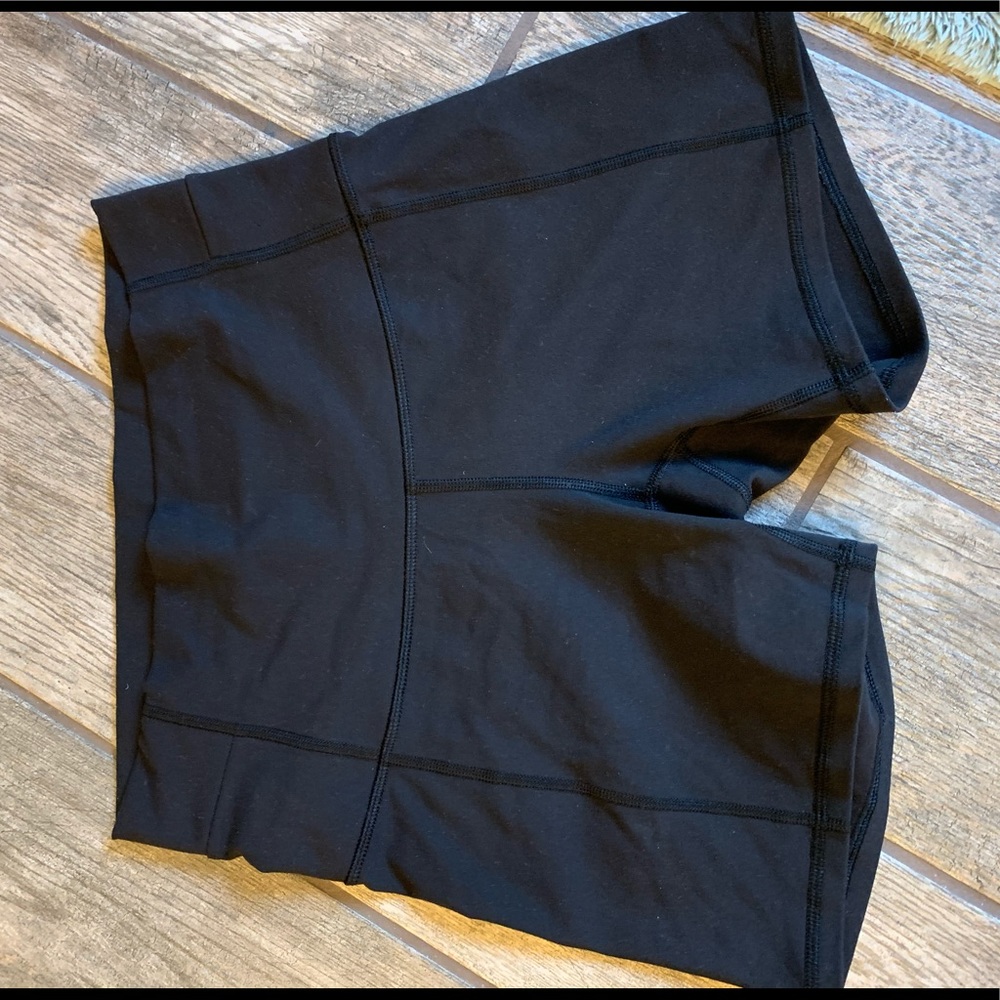 lululemon hi rise bike shorts yoga shorts